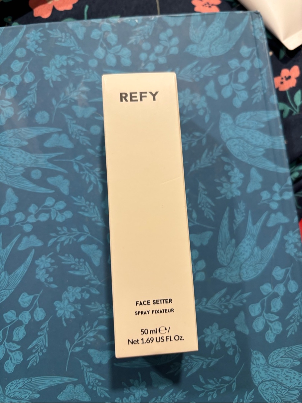 REFY Face Setter Makeup Setting Spray - Cream Packaging
